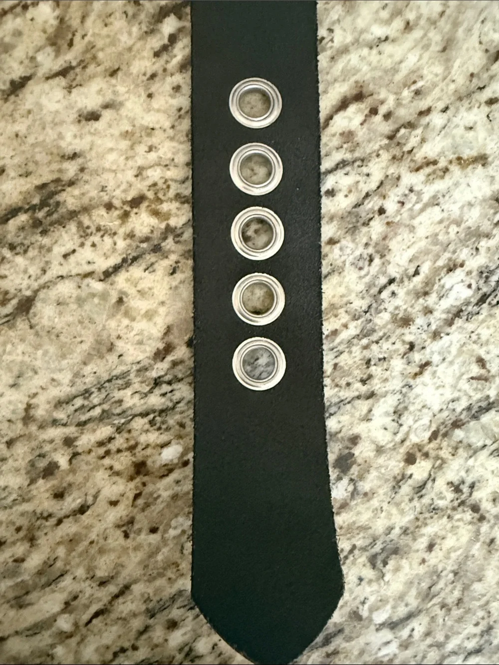 Urban Outfitters Black Leather Belt w/pMetal Tone Grommets & Buckle Sz M/L
